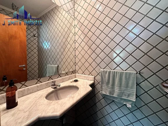 Imagem Casa TÉRREA em terreno de 10.490m² c/ casa Hóspede, Ateliê, Casa Caseiro.
