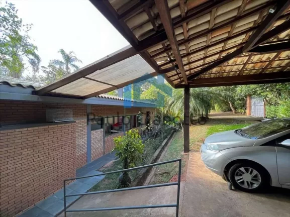 Imagem Casa Térrea à Venda no Condomínio Reserva do Peroba