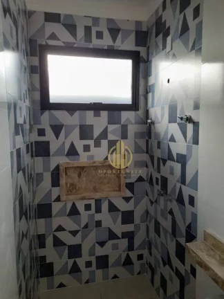 Imagem Casa com 3 suítes, escritório e piscina à venda no condomínio Terras de Siena