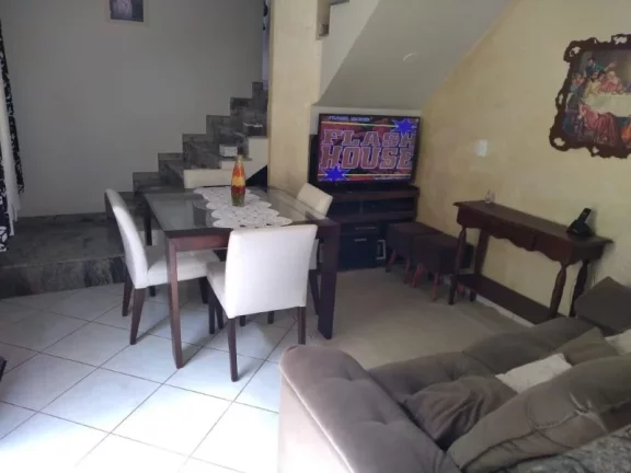 Imagem Sobrado à venda com 3 dormitórios e 2 vagas na Rua Mandassaia - Cidade A.E.Carvalho