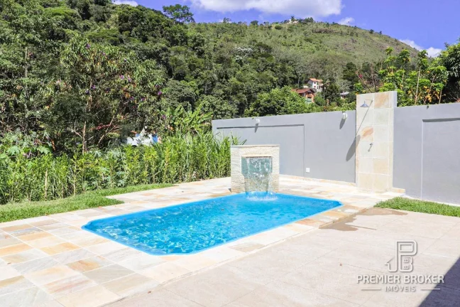 Imagem Casa à venda, 136 m² por R$ 1.100.000,00 - Albuquerque - Teresópolis/RJ