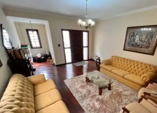 Imagem Belíssima casa com 5 dormitórios no Bairro Marapé-Venda e Locação!!!