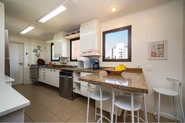 Imagem Viva na Vila Suzana: apartamento de 213m², 4 dormitórios, 2 suítes, 3 vagas e infraestrutura completa