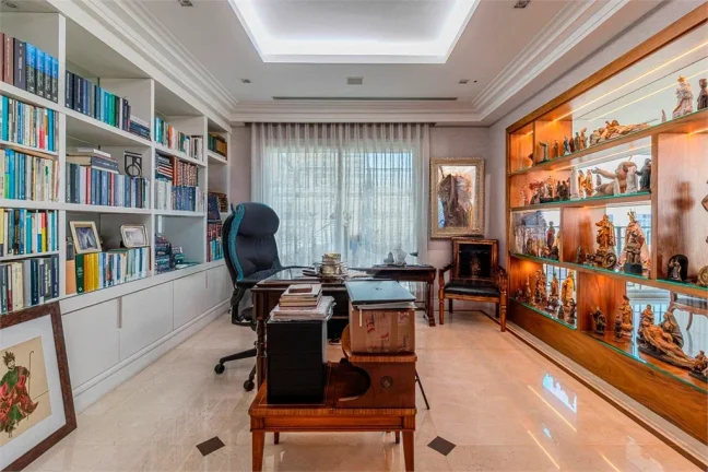 Imagem Apartamento à venda com 4 quartos, sendo 3 suítes, no condomínio Cidade Jardim, São Paulo - SP