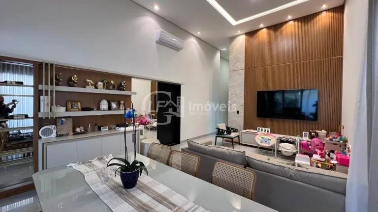 Imagem Casa à venda em Campo Grande-MS, Alphaville II: 2 quartos, 2 suítes, 3 salas, 2 banheiros, 4 vagas de garagem, 238m².