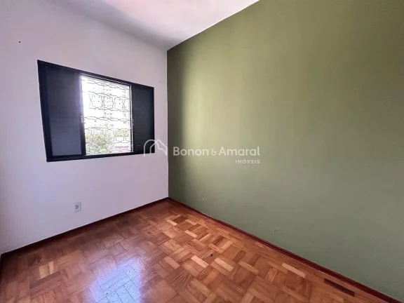 Imagem Excelente oportunidade em uma das regiões mais desejadas da cidade!
Terreno de 330 m², casa reform...