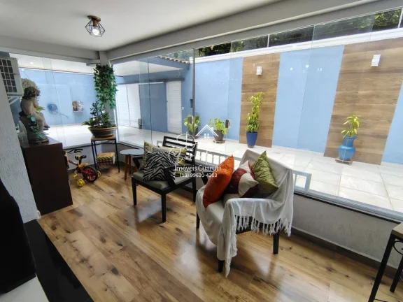 Imagem Imperdível: Casa à venda em Guarujá-SP, Guaiúba! Bem próxima ao Tombo com 3 quartos, 1 suíte, 2 salas, 6 vagas e 300m² de área.