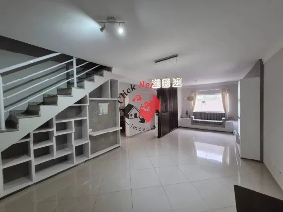 Imagem Lindo sobrado para venda bem localizado no bairro de Nova Petrópolis, com 3 suítes, 6 vagas, 162,90m².