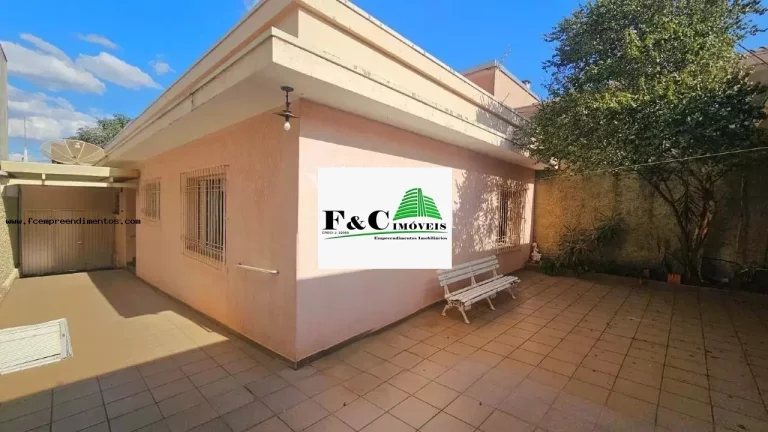 Imagem Casa para Locação em Limeira, Centro, 3 dormitórios, 2 banheiros, 3 vagas