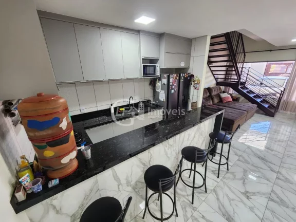 Imagem Impecável casa à venda em Campo Grande-MS, Jardim Tijuca: 3 quartos, 2 suítes, 1 sala, 2 vagas, 152m². Venha conferir!