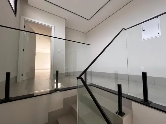 Imagem Casa em Condomínio para Venda em Cuiabá / MT no bairro Jardim Imperial