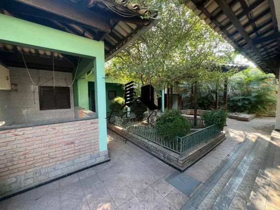 Imagem Casa à venda 2 quartos Bairro Cabral - Contagem/MG
