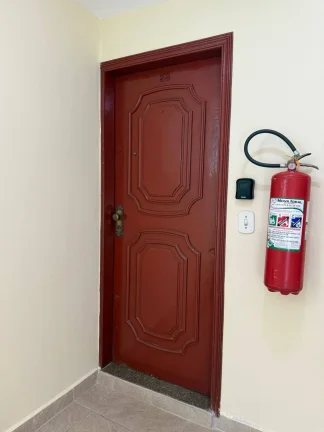 Imagem Apartamento para Locação com 3 Dormitórios e Suíte - 66 m²