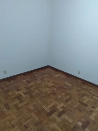 Imagem Sobrado com 3 dormitórios para alugar, 183 m² por R$ 3.550,00/mês - Parque Jaçatuba - Santo André/SP