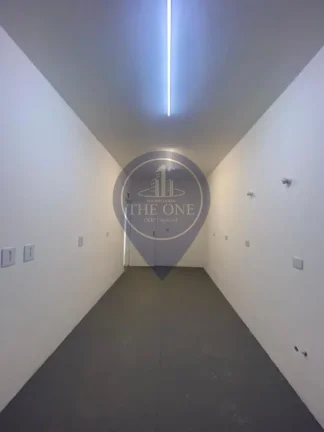 Imagem Imóvel Comercial de Alto Padrão em São Paulo-SP: 8 Salas, 1 Banheiro, 3 Vagas, 400m² na Água Funda!