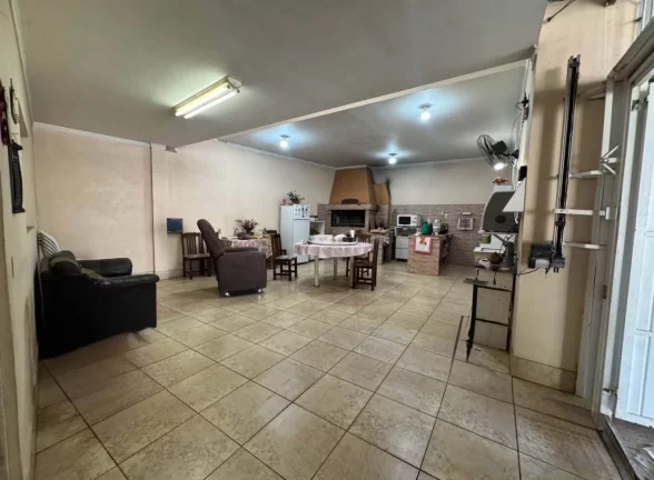 Imagem Casa 340m2, 5 quartos, Rua Vila Lobos, Tamandaré-Esteio