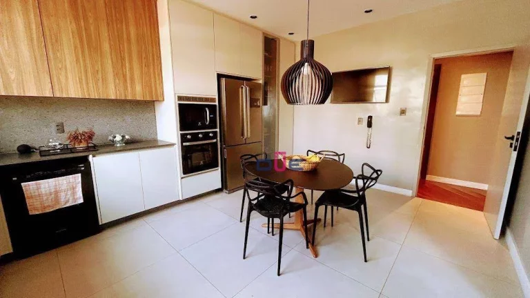 Imagem Apartamento com 4 dormitórios à venda, 237 m² por R$ 3.200.000 - Boqueirão - Santos/SP