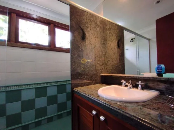 Imagem Casa em Condomínio para Venda em Teresópolis / RJ no bairro Alto