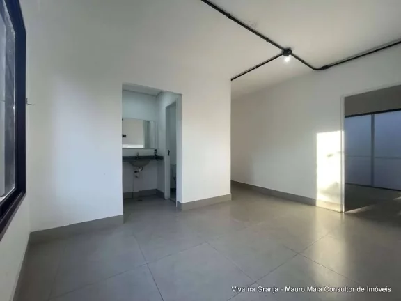 Imagem Linda loja no melhor ponto comercial da Granja Viana Na cara do Alphaville