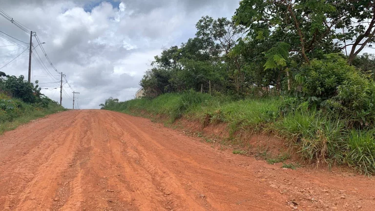 Imagem COM ÃREA DE 360MÂ²
ÃGUA E LUZ
TERRENO CERCADO
ÃTIMA TOPOGRAFIA
COM ESCRITURA E REGISTRO
VIZINHANÃ...