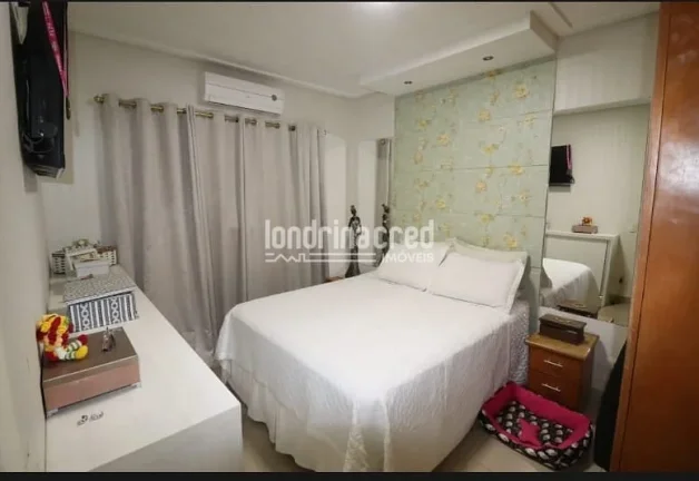 Imagem Casa à venda no Jardim Neman Sahyun em Londrina com 3 quartos, 1 suíte, 4 vagas de garagem, 140 m² de área útil , ótima oportunidade agora!