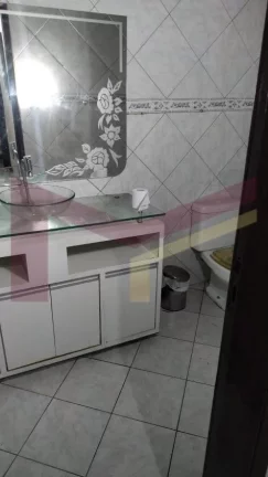 Imagem Casa em rua pública