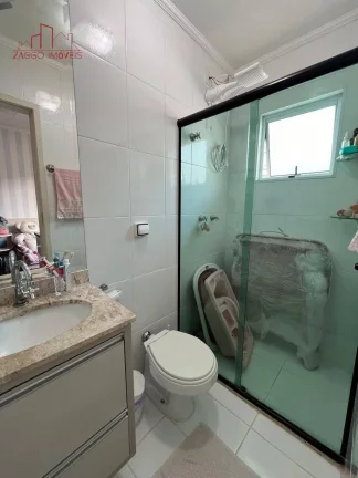 Imagem Casa 124m² - 2 Suítes - 2 Vagas - Condomínio Boulevard Campo Limpo