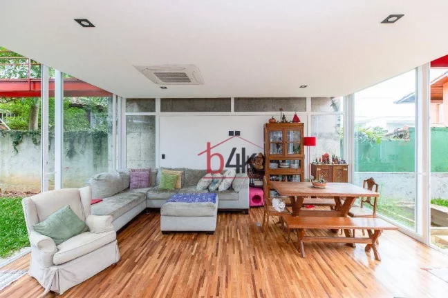 Imagem Casa com 4 dormitórios à venda no Brooklin