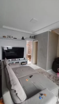 Imagem Sobrado com 2 dormitórios à venda, 80 m² por R$ 360.000,00 - Vila Romanópolis - Ferraz de Vasconcelos/SP