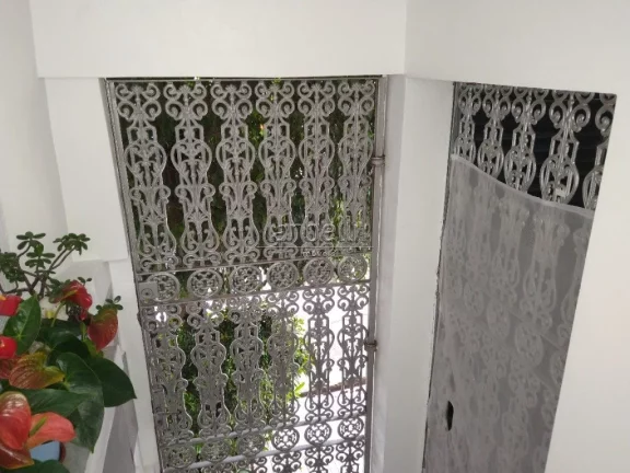 Imagem Sobrado com 130 metros quadrados com 3 dormitórios sendo 1 suíte com sacada e vista panorâmica, 1...