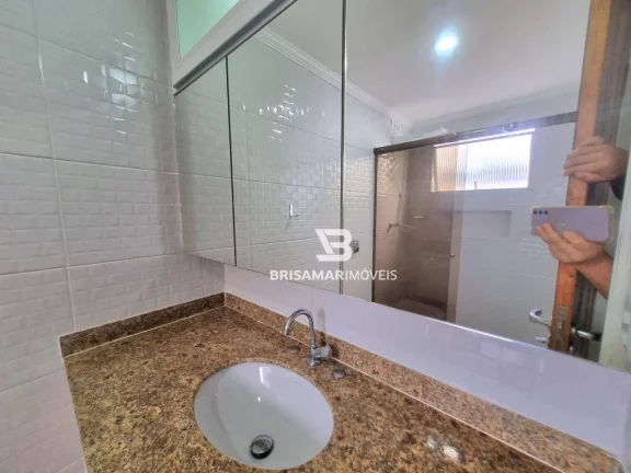 Imagem PITANGUEIRAS- CALÇADÃO COM VISTA PARA O MAR , AMPLO APARTAMENTO , GARAGEM NO PRÉDIO.