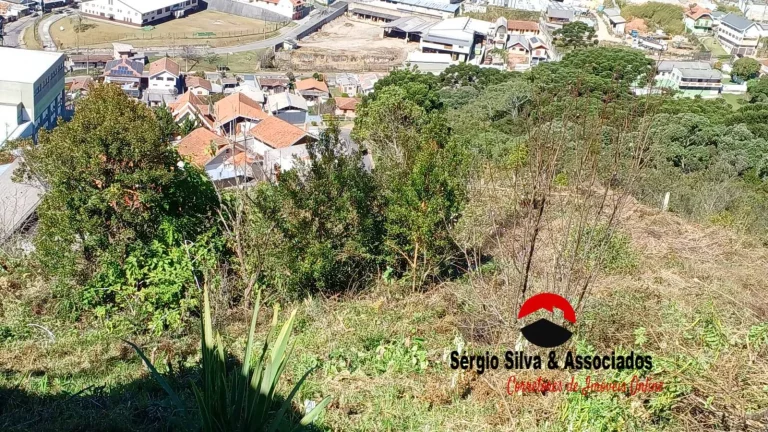 Imagem Terreno a Venda na Região do Vila Albertina em Campos do Jordão -SP.
