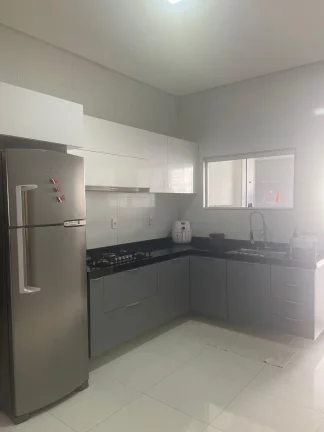 Imagem Casa Bairro Ouro Preto, energia solar com 8 placas, Móveis planejados sala hom
