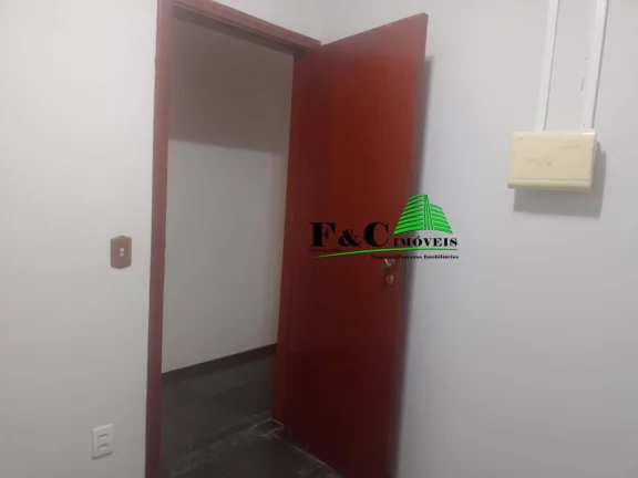 Imagem Casa para Venda em Limeira, Jardim Nova Europa, 3 dormitórios, 1 suíte, 3 banheiros, 3 vagas