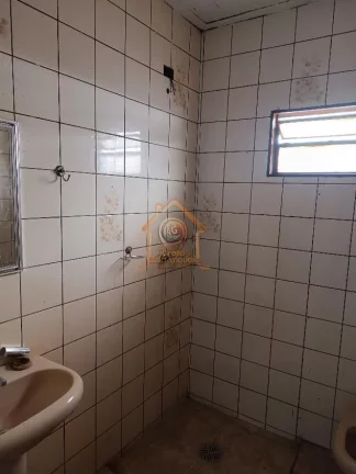 Imagem VENDO CASA COM EDICULA NO JD MARIA LUCIA