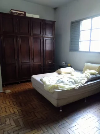 Imagem Casa à venda no bairro Centro - Guaratinguetá/SP