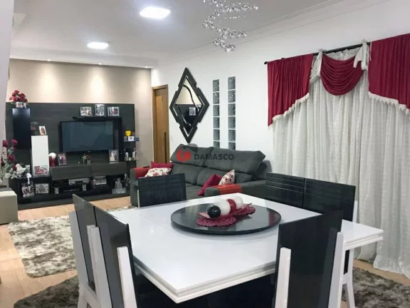 Imagem Sobrado à Venda 3 Quartos, 3 Suites, 6 Vagas, Nova Gerty, São Caetano do Sul - SP