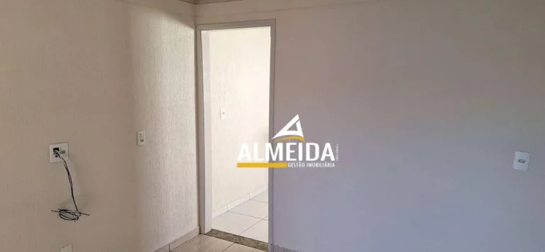 Imagem Casa com 3 dormitórios à venda por R$ 400.000,00 - Estádio - Rio Claro/SP