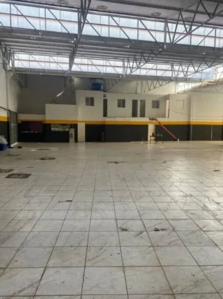 Imagem Alugo Galpao com 1.185mts² de terreno e 978mts² de area constru