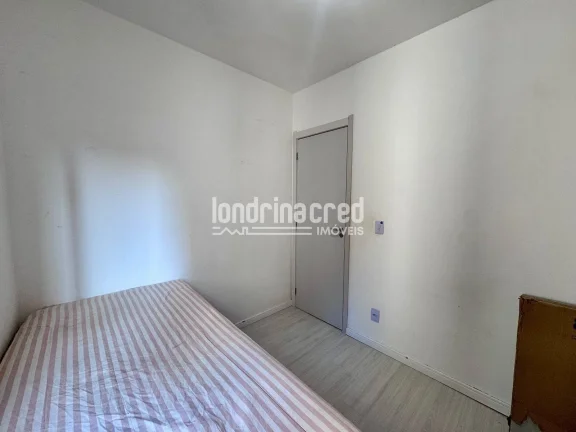 Imagem Apartamento à Venda no Condomínio Porto Saltinho em Londrina com 47m² 2 Quartos Sala Cozinha Banheiro e Aceita Financiamento