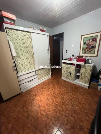 Imagem Casa a venda com 03 dormitórios localizado no Bairro São Vicente em Itajaí