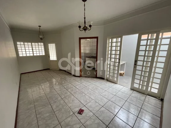 Imagem CASA À VENDA - JARDIM RICETTI