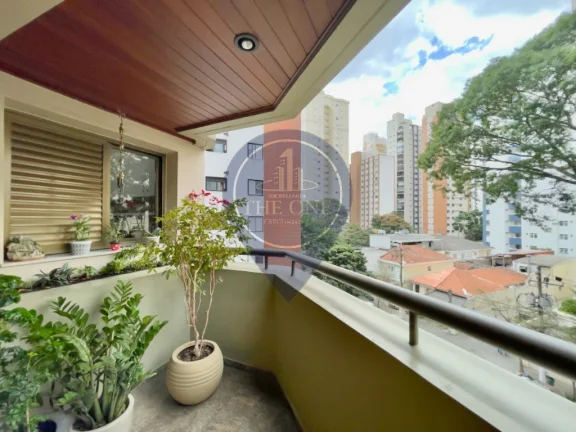 Imagem Imperdível! Apartamento de 4 quartos e 2 suítes em Moema, São Paulo - SP, com 142m² - Agende sua visita agora!