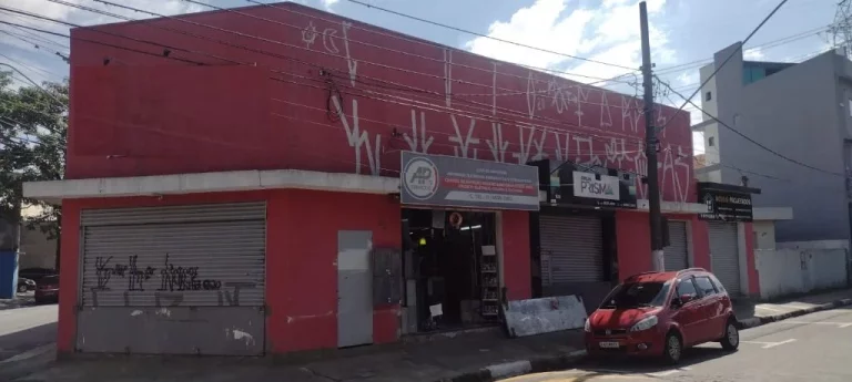 Imagem Prédio à venda, 373 m² por R$ 1.500.000,00 - Centro - Poá/SP