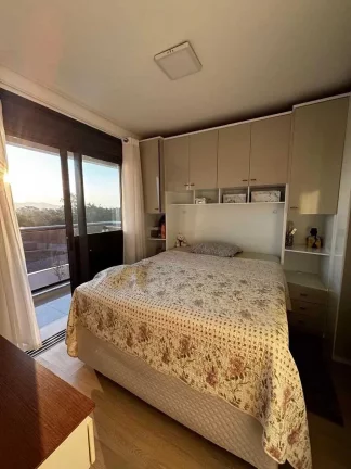 Imagem Apartamento com 3 dormitórios sendo 1 suíte e 2 vagas de garagem no bairro Ressacada em Itajaí/SC