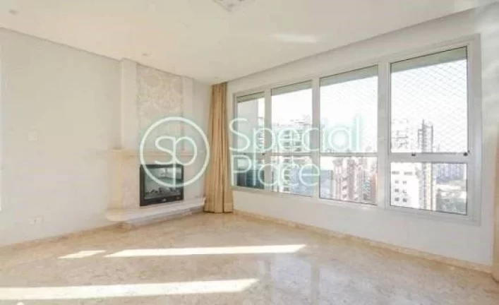 Imagem Amplo apartamento à venda com 4 quartos, sendo 4 suítes, e 7 banheiros no total. Este apartamento ...