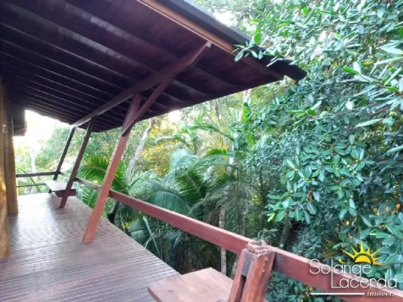 Imagem Bela e Ampla Casa - Praia do Prumirim - Rica em Madeira e Vidro - 3 Níveis - Alto Padrão.