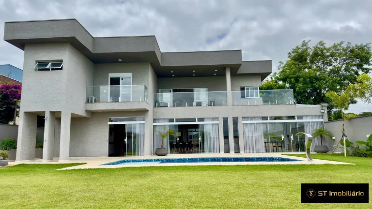 Imagem Casa à venda com 4 dormitórios - Condomínio Fechado na região de Atibaia!