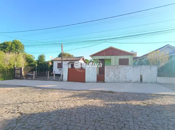 Imagem Terreno para venda com duas casas mistas