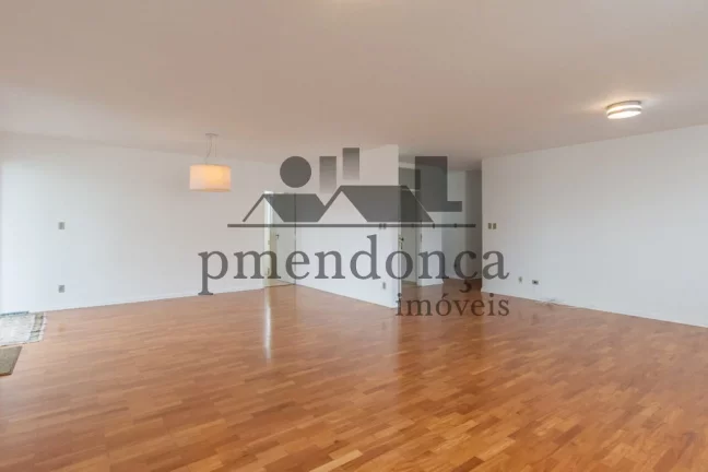 Imagem Apartamento em Higienópolis com 3 quartos (1 suíte) e 2 vagas, 210 m²